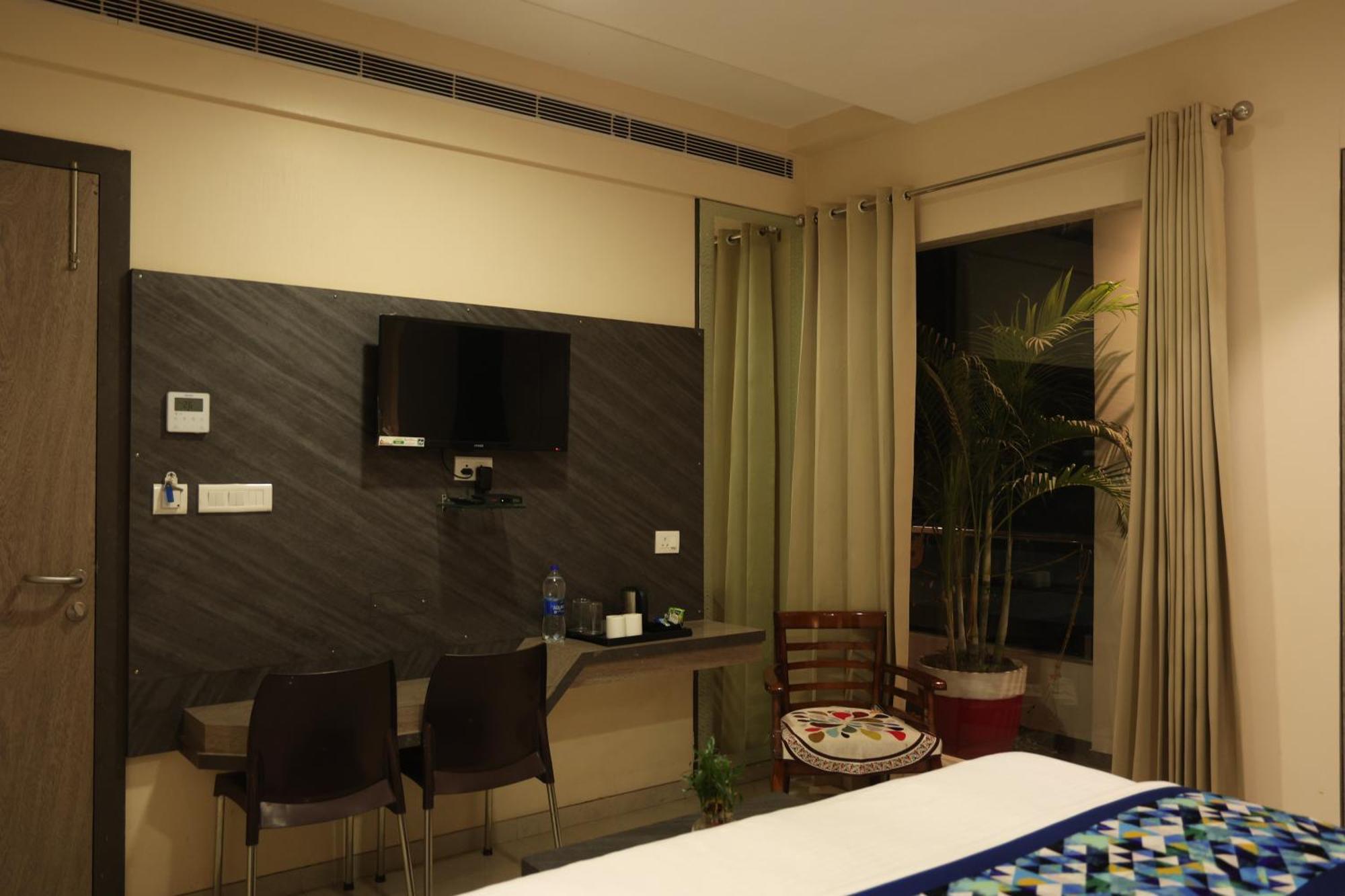 Hotel Pinaka Inn Lucknow Exterior foto